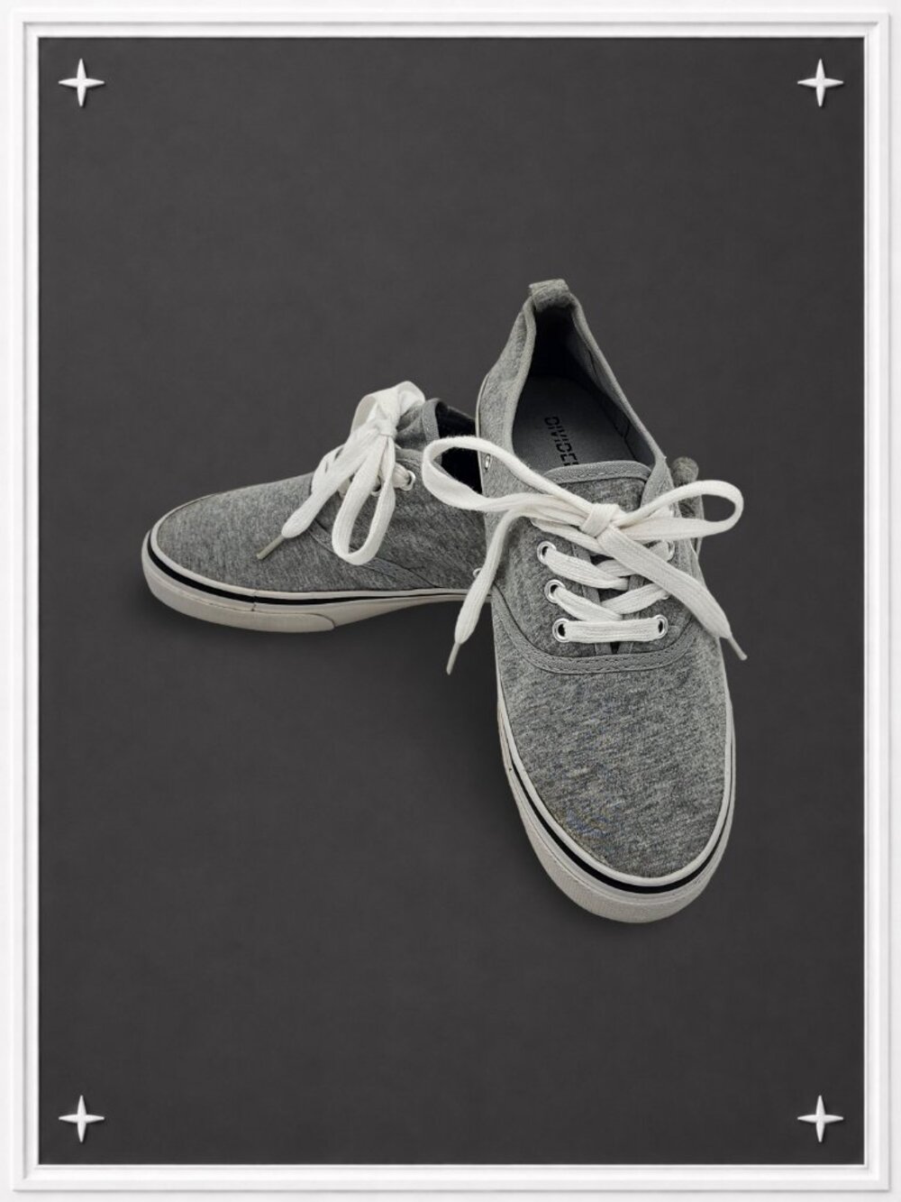 Grey/White Low Top Casual Lace-Up Sneakers | Women's 6